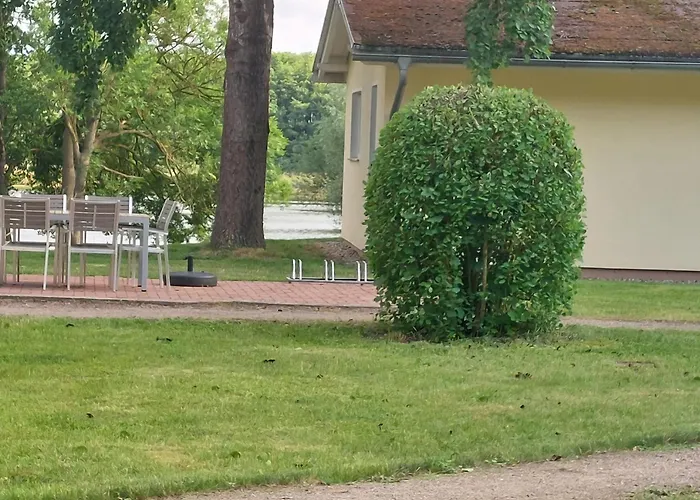 Dom wakacyjny Ferienhaeuser Seewiesen Reimershagen